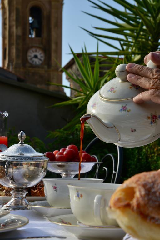 La Terrazza Di Vico Olivi B&B Ventimiglia Luaran gambar