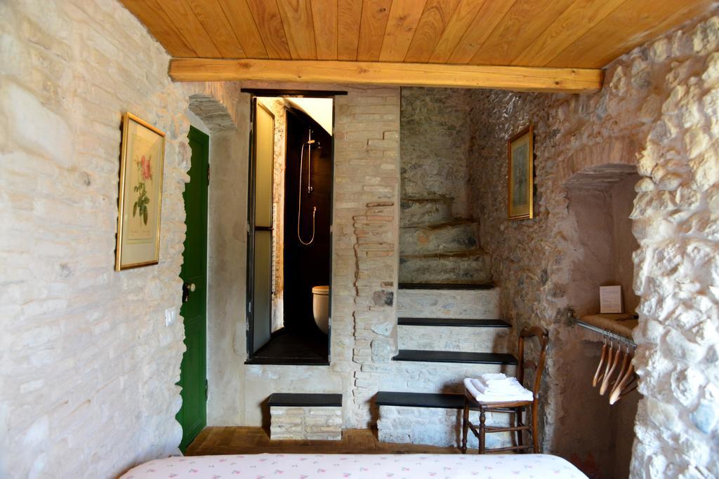 La Terrazza Di Vico Olivi B&B Ventimiglia Bilik gambar